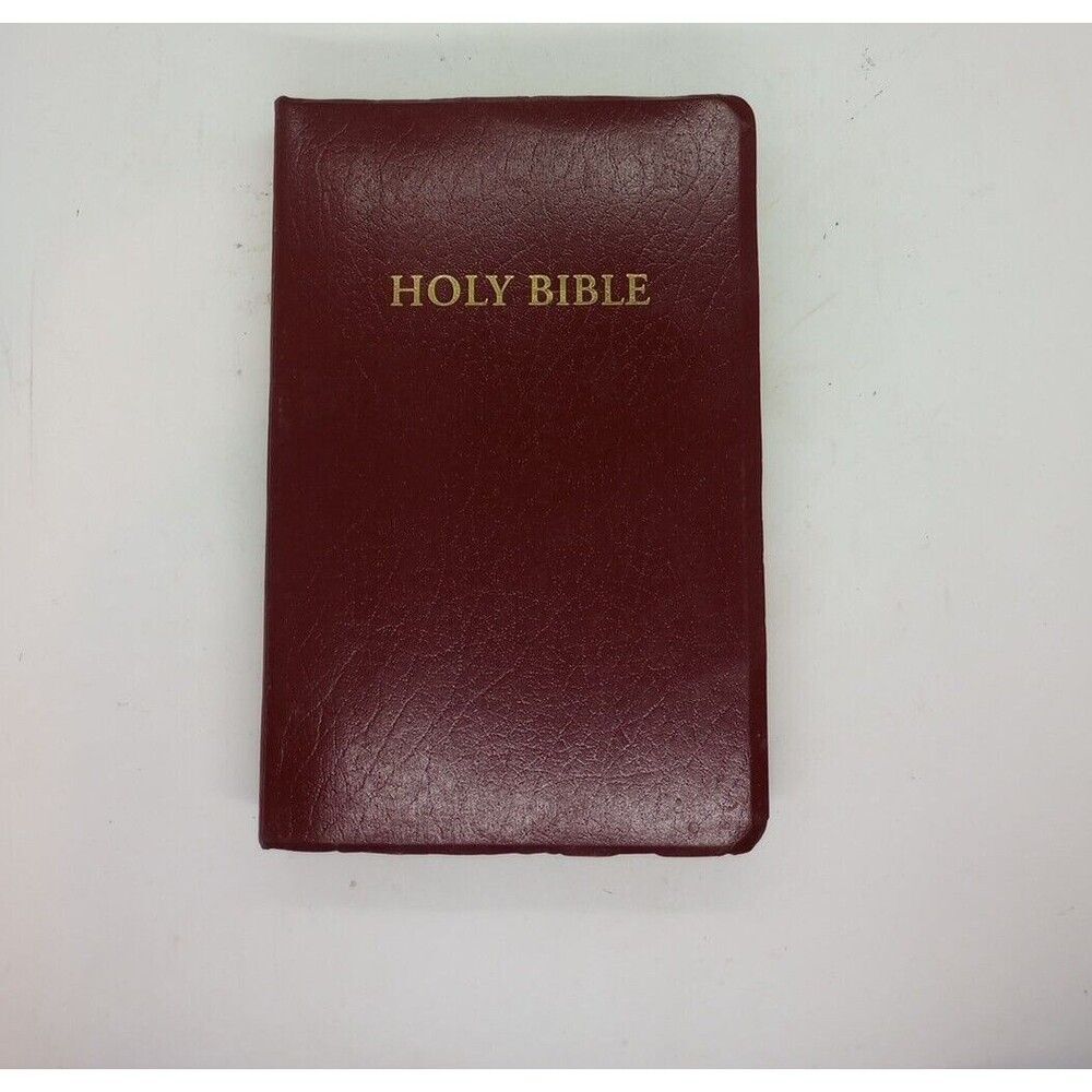Tyndale Holy Bible New Living Translation NLT Burgundy Red Letter Gift Edition